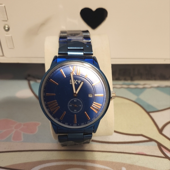 Watch - Picture 1 of 4